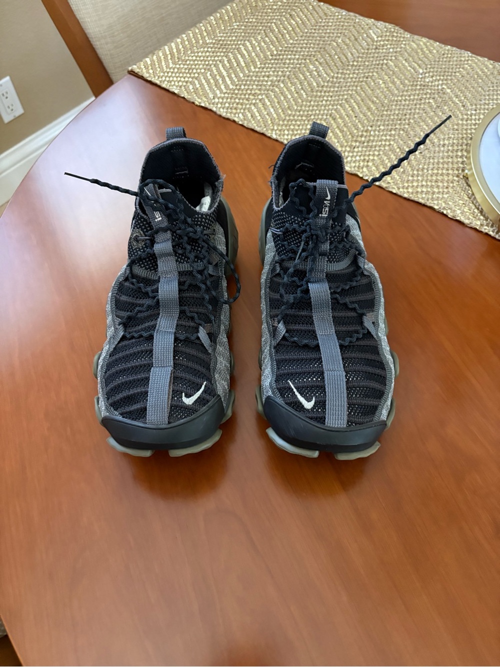 Nike ISPA Link Black Medium Olive Men’s Black and Gray Athletic Sneakers